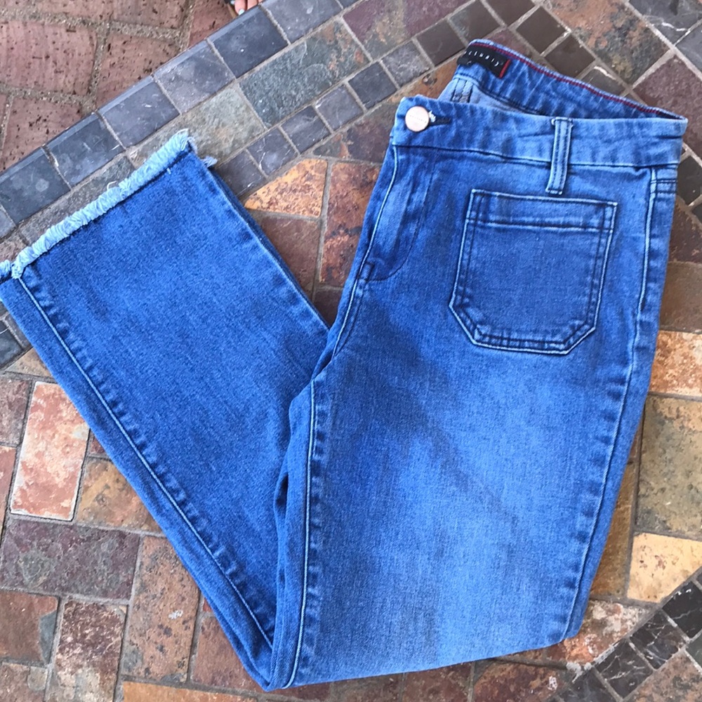 Sanctuary Fringe Crop Jeans 🍎